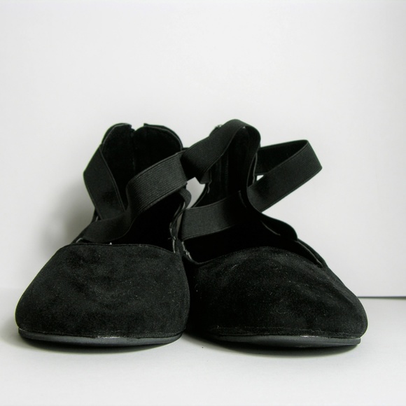 1 LEFT Rebel Black Suede Ballet Flat w Ankle Strap - Picture 2 of 7